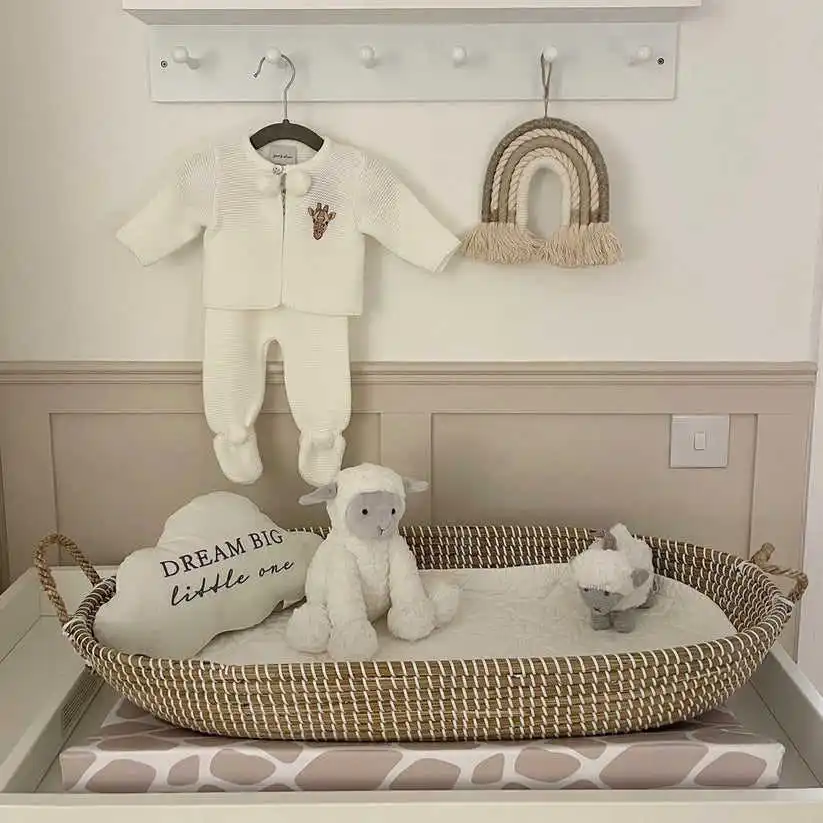 Changing seagrass baby wicker moses baskets from Vietnam sustainable kids crib bassinets basket wholesale