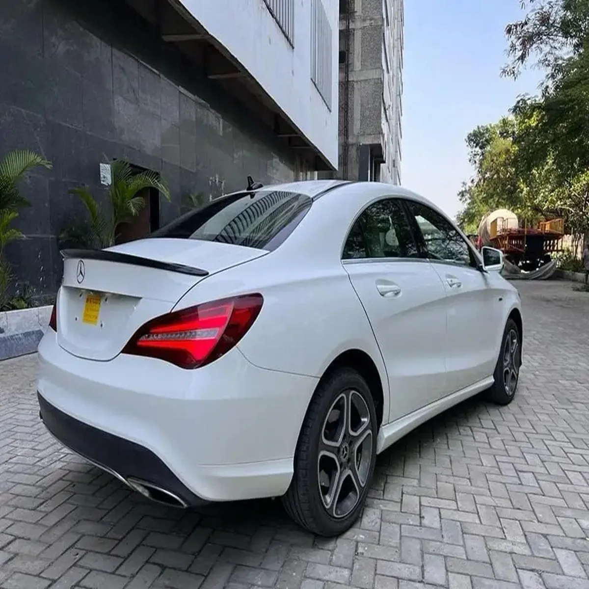 Хорошо используемый 2020 Mercedes Ben_z CLA 200 CDI