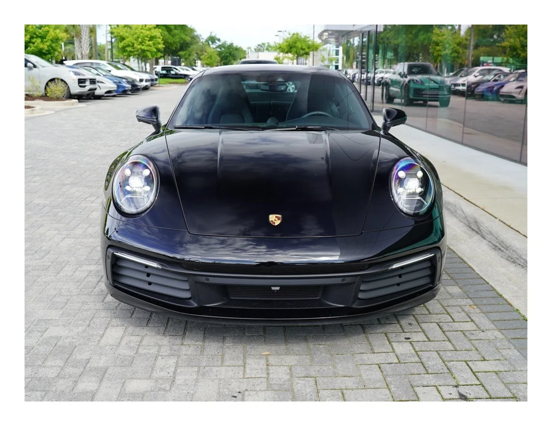 Порше 911 Carrera дальнего действия взрослый седан