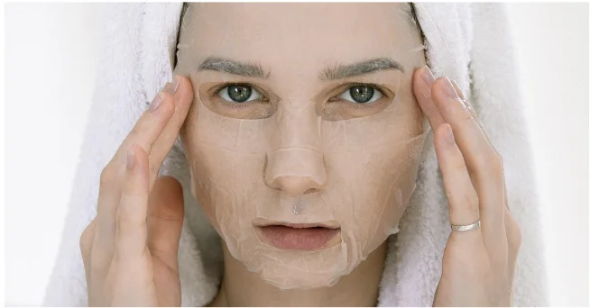 Better Brightening and Contracting Effects Facial Mask Nano Material Top Level Essence