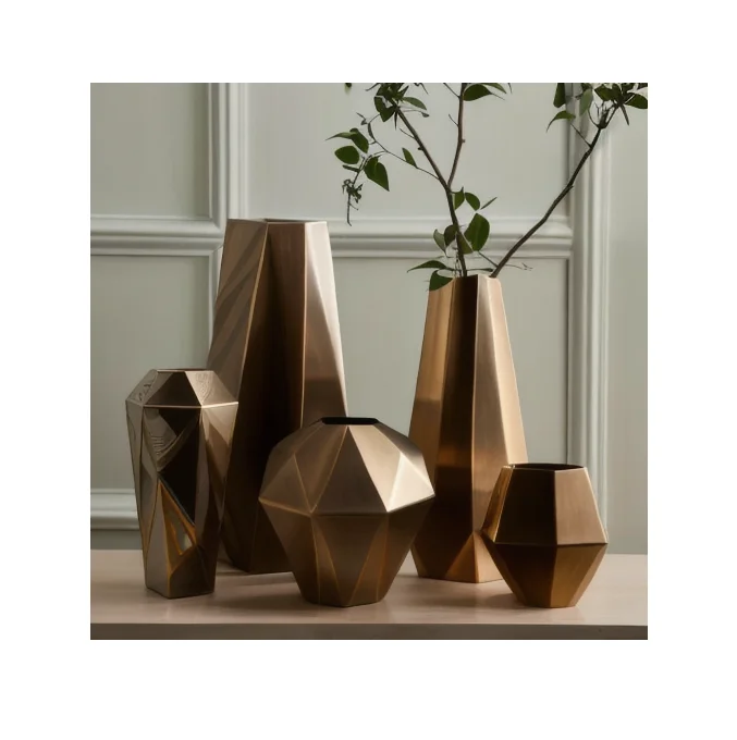 Best Selling Table Top Decor Hammered Metal Vase for Gifting use Available at Bulk Quantity from Indian Exporters