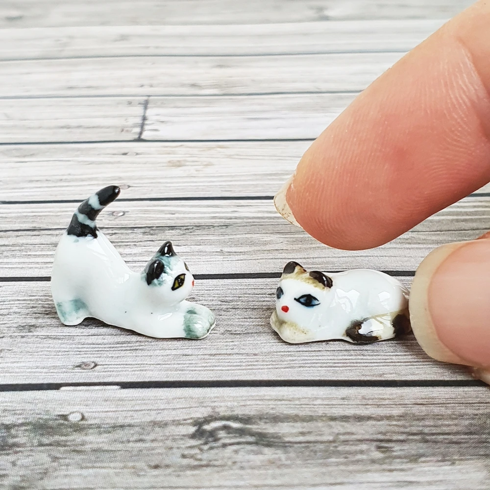 Set 2x Miniatures Ceramic Figurine Cats Kitten