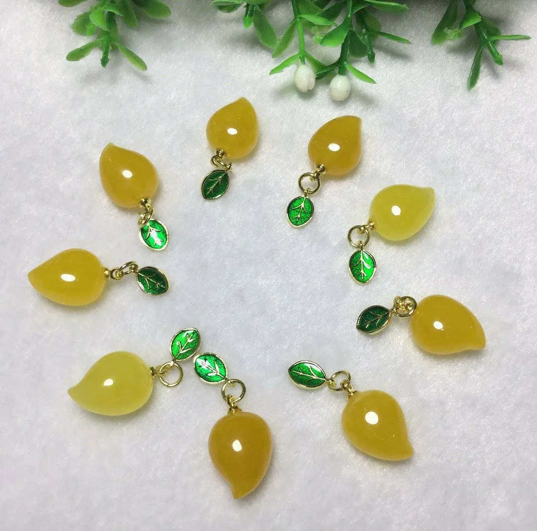 Supplier Latest Designer Yellow Chalcedony Mango & Leaf Carving Pendant 15 mm In Size 925 Silver Gold Plated Pendant