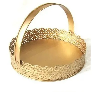 standaard heart sshape basket with competitive prices gold color metal hamper basket for home use wedding gifting use items 2024