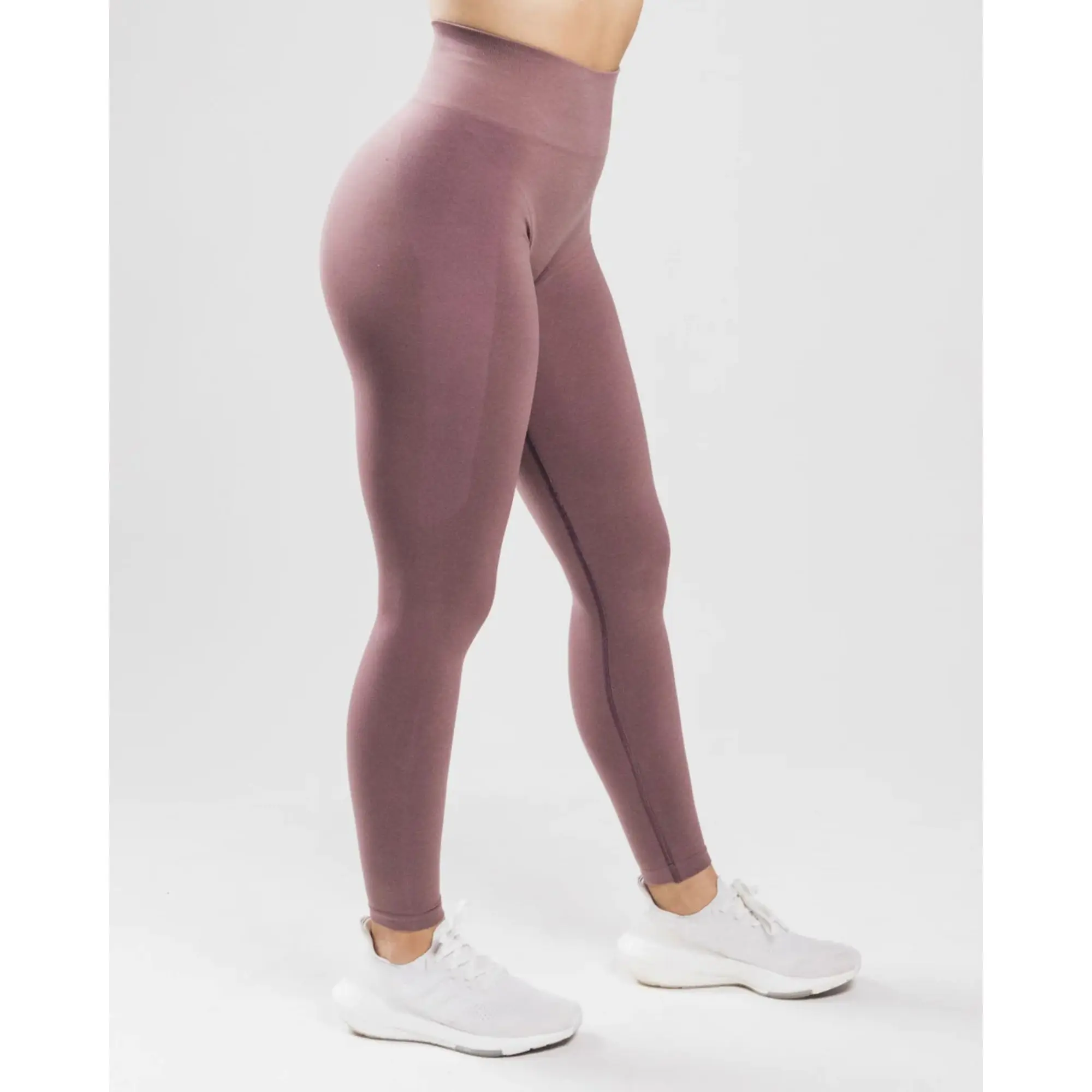 Seamless Knit Fabric 51% Polyamide 38% Polyester 11% Elastane Tapered High Waisted Passive Purple Womens Seamless Scrunch Leggin
