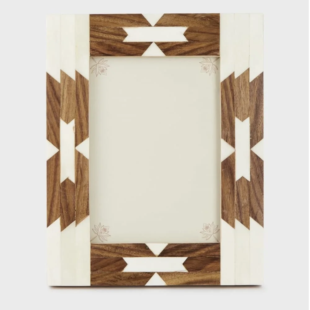 Customized Best quality handcrafted beautiful wooden bone inlay picture photo frame for decoration from India .
