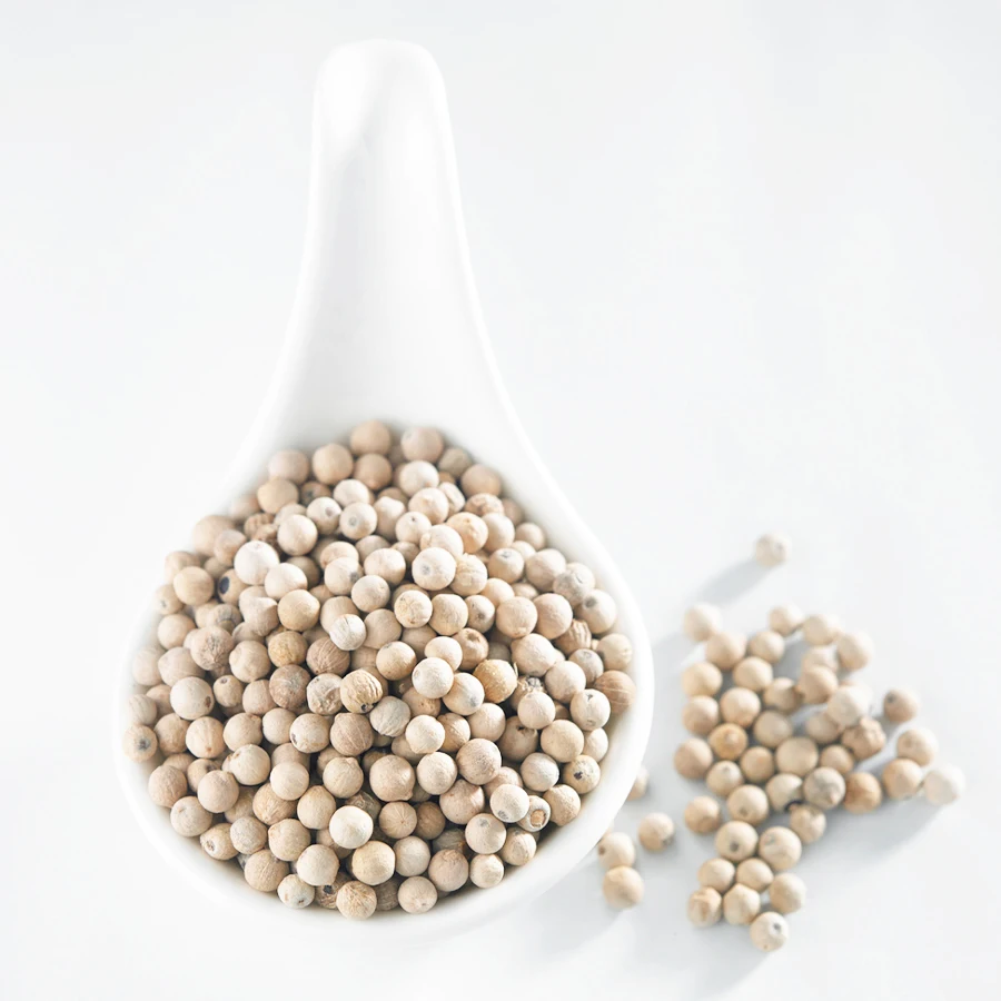 Factory Wholesale White Pepper Dry Chili Cayenne Pepper Spray Noodles Fried Chicken Cinnamon Halal Seasoning Kitchen Sauce