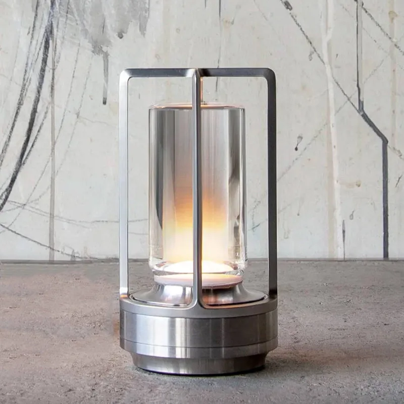 High Quality Retro USB Rechargeable Table Lamp Nordic Ambient Lantern Light Luxury Bar Restaurant Decorative Led Table Lamp