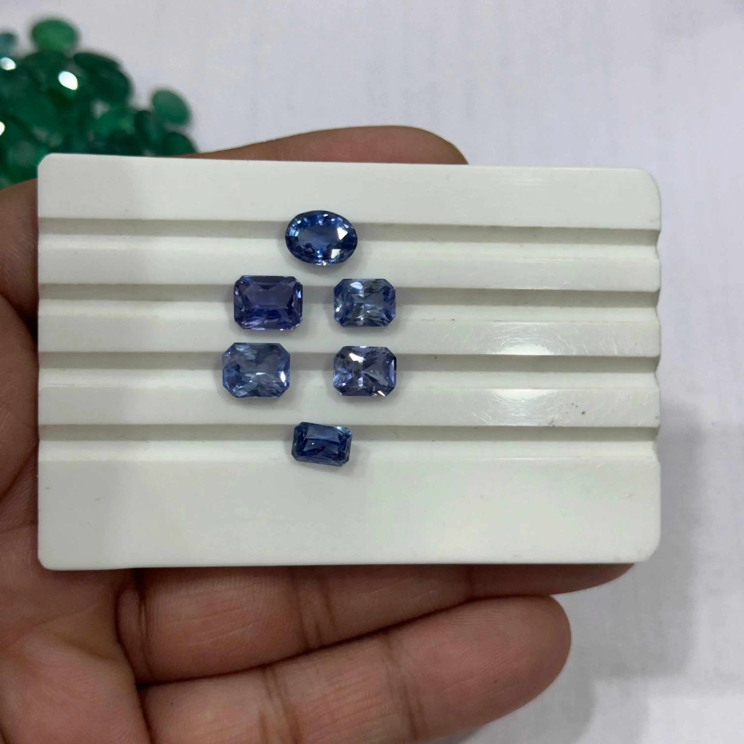 Best Quality Gemstone Type Natural Blue Sapphires Unheated Sapphires Loose Ceylon blue Sapphires