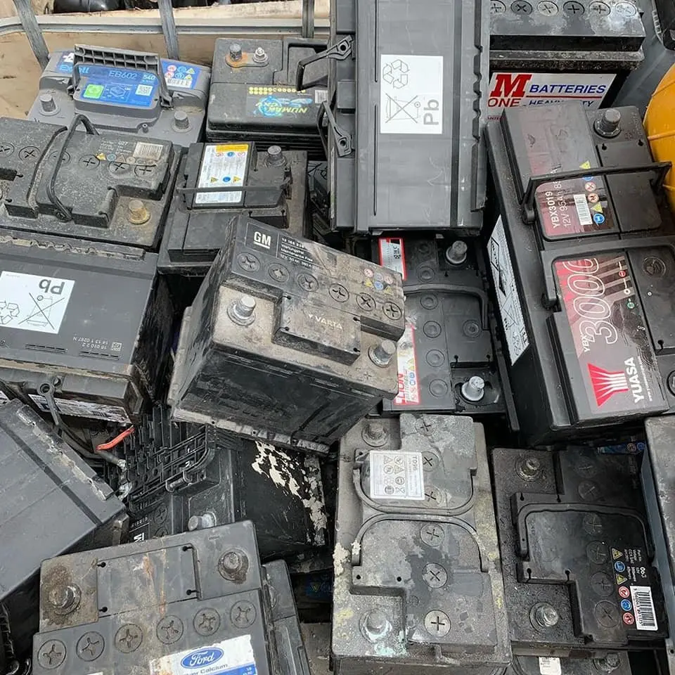 Battery Scraps High grade Car battery Drained lead battery scrap
