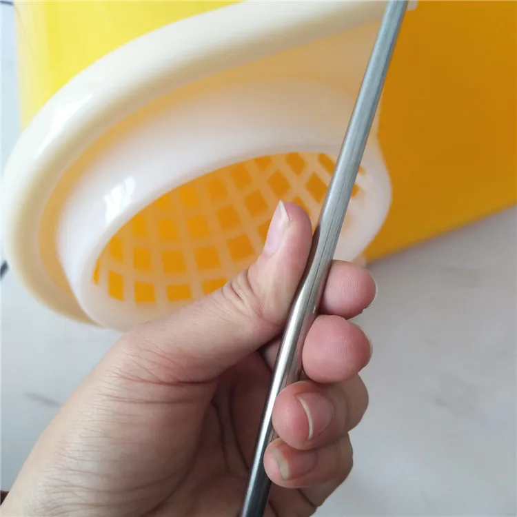 Plastic supplies manufacturer furniture supplies Wholesale Cleaning Floors Side-Press Mop Bucket With Handle