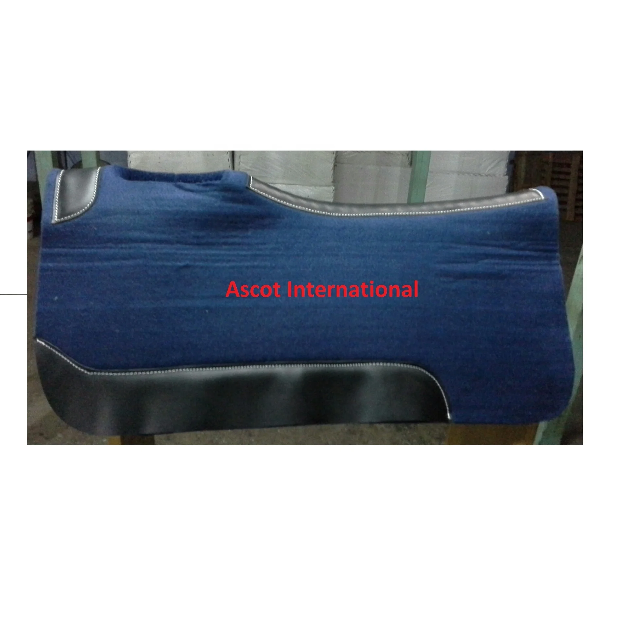 Wholesale Custom Horse Equestrian Saddle Pad Blanket wool Equipment riding racing equipment accessories all seasonal fleece felt