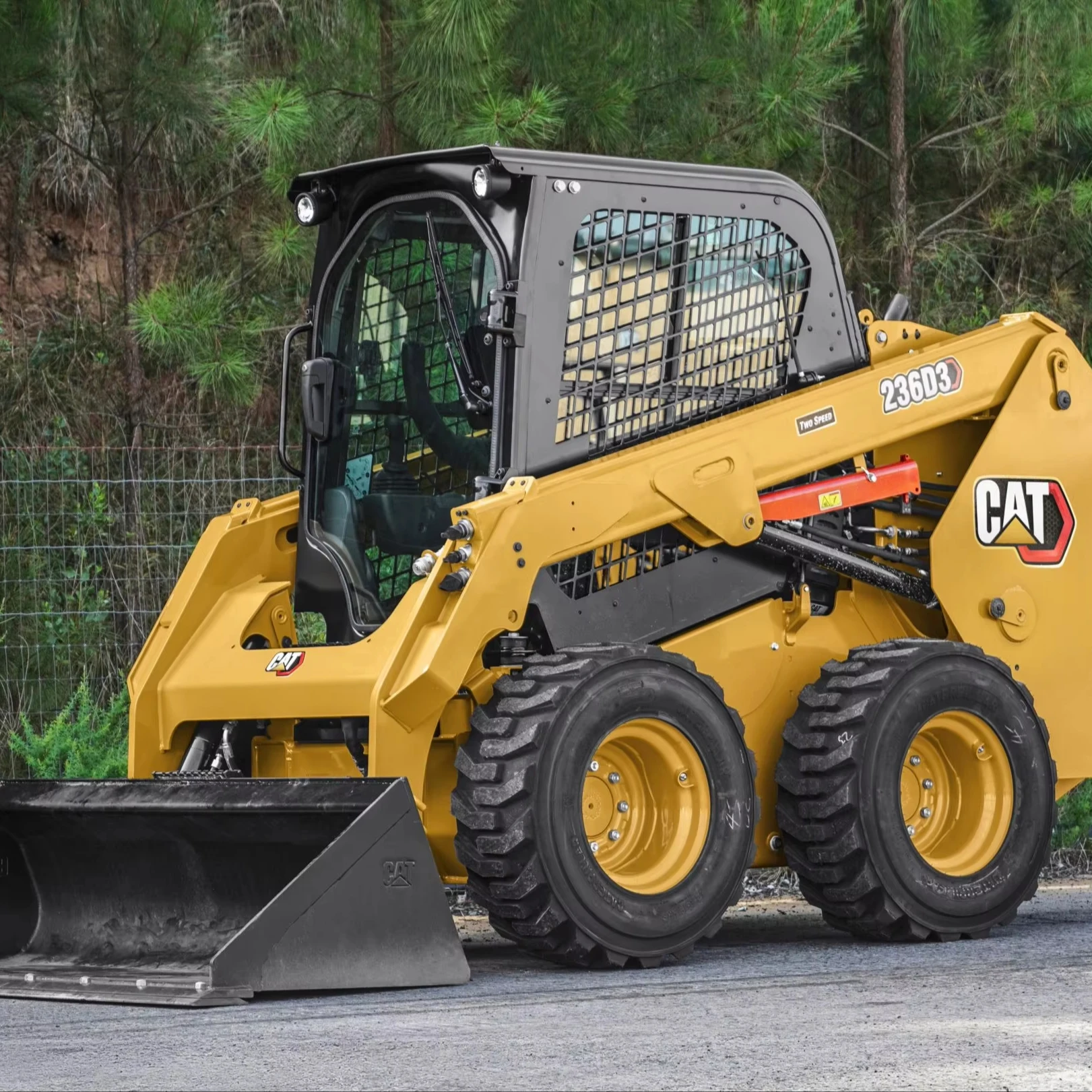 Поставка с завода Подержанный мини-погрузчик Caterpillar Cat 246c бортовым рулевым погрузчиком основными компонентами 246D в наличии