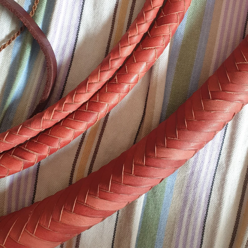 Изготовленный вручную из коровьей кожи 6 8 10 12 футов конный хлыст оптовая продажа поставщик фабрики