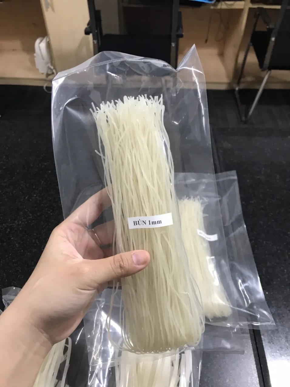 Традиционная лапша PHO из рисового порошка Вьетнама