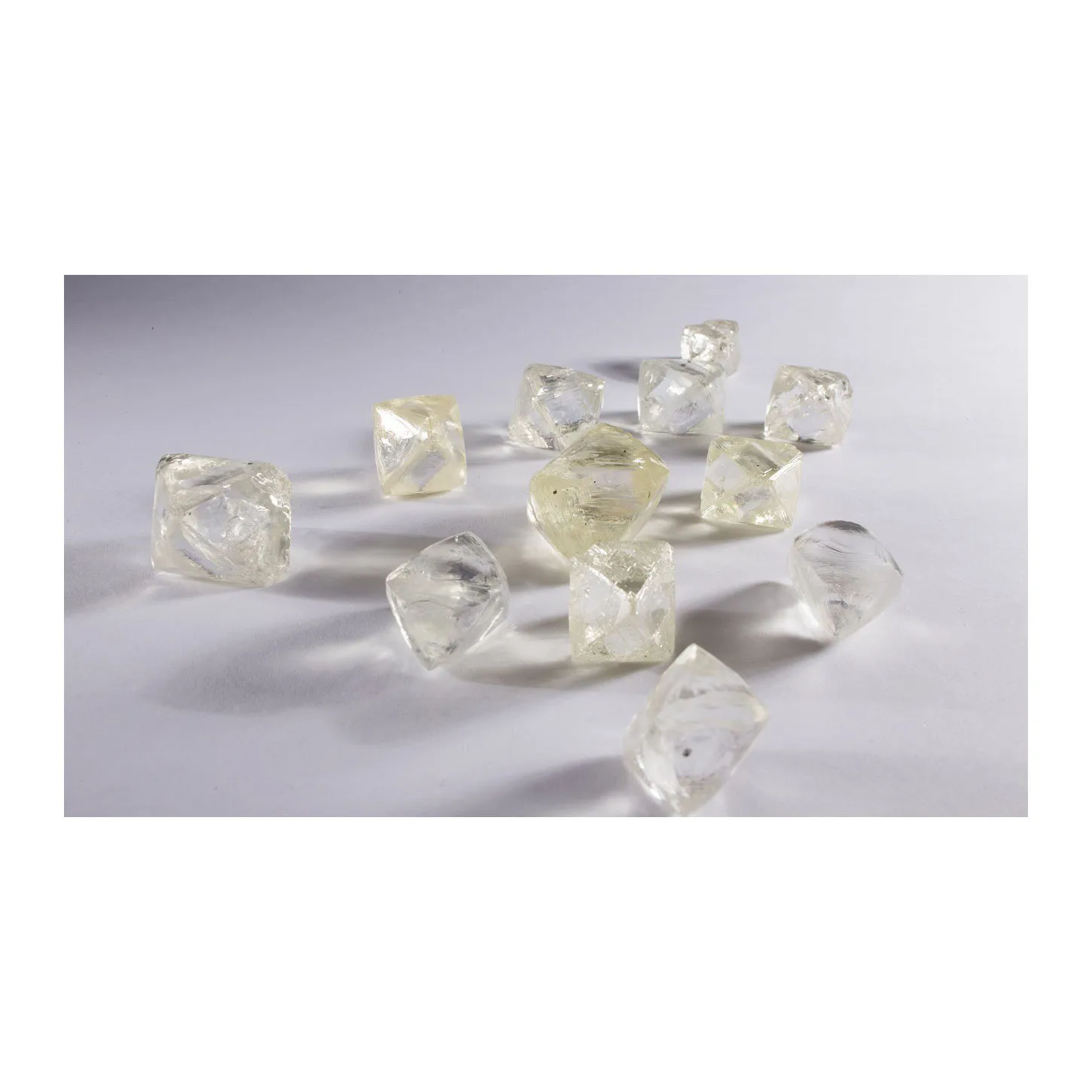 Natural Diamond Type White Natural Diamonds Low Price Loose Rough Natural Diamonds/Uncut
