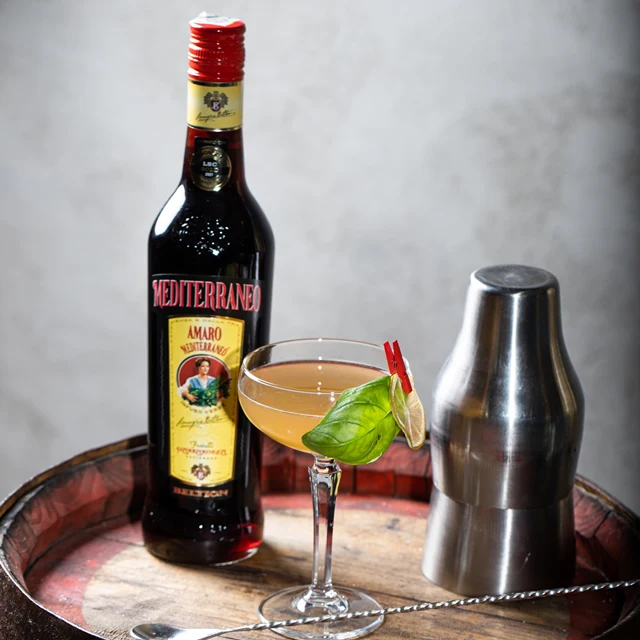 Italian bitter AMARO MEDITERRANEO 30 700 ML premium quality alcoholic drink aftermeal digestive and for mixology