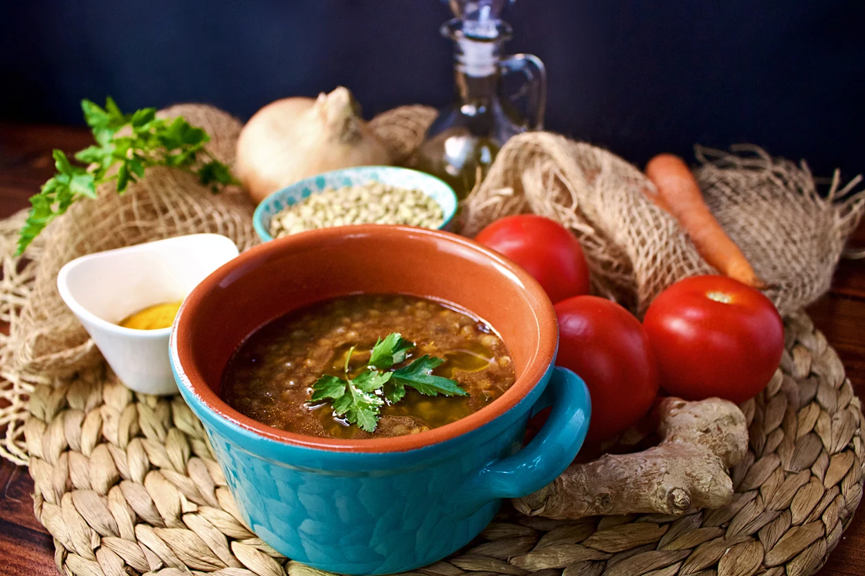 Made in Italy ready to eat food 100% italian lentils soup with italian tomato sauce 360 gr