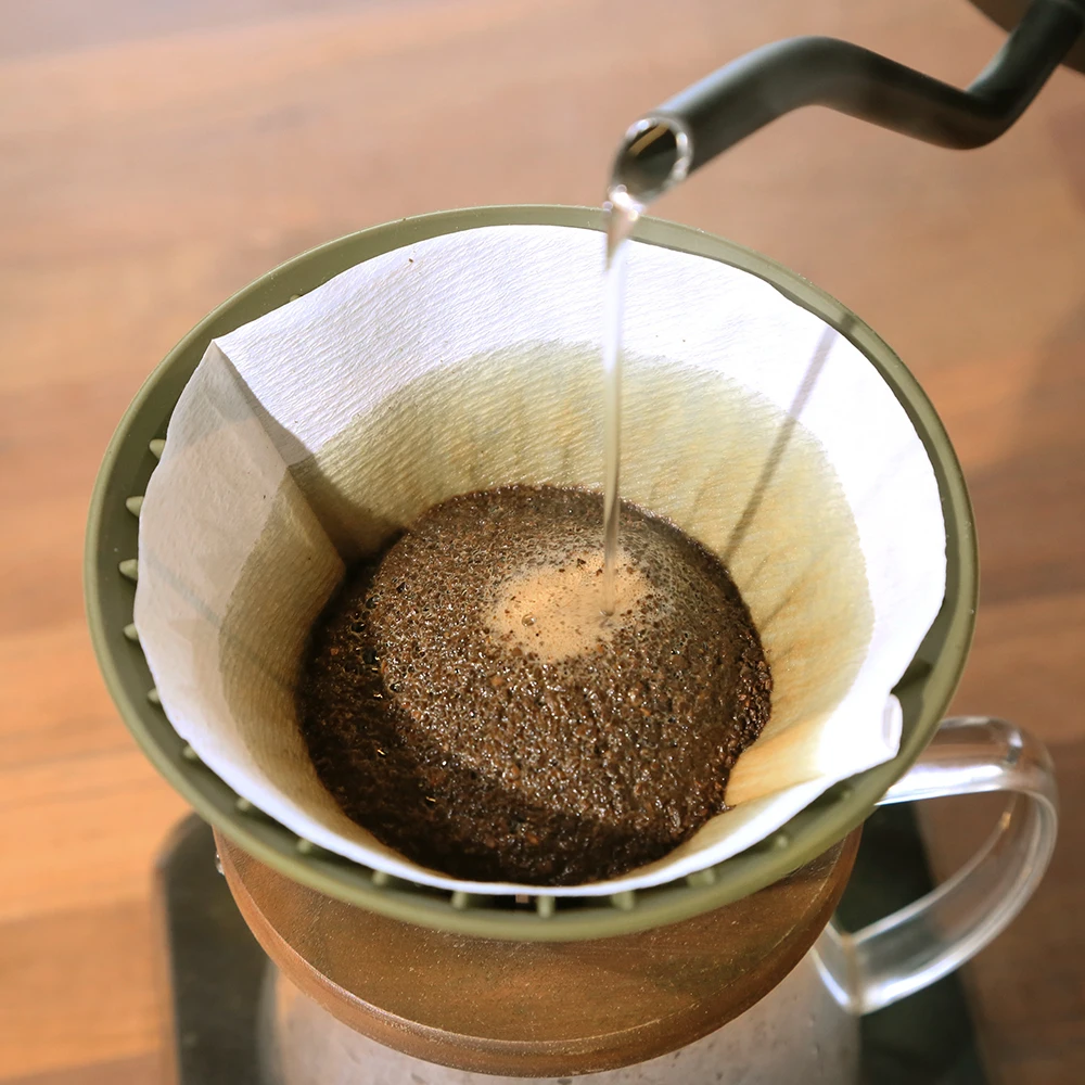 Modern Design Coffee Dripper Set Food Grade Silicone Slow Brewing Accessories with Glass Ceramic Wood Metal Outdoor Kitchen Use