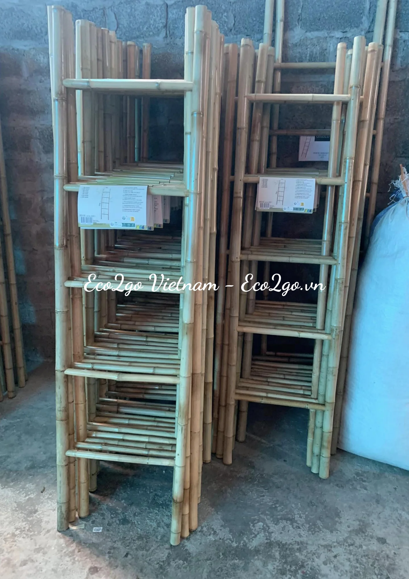 Custom Size And Design Ladders For Decoration Durable Waterproof 100% Bamboo Single Straight Wall Ladder From  Eco2go Vietnam