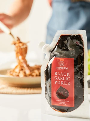 Homtiem 5.29 Oz Certified GMP HACCP Healthy Black Garlic Puree in Piece Ready to Eat Snack for Food Additives Recipes