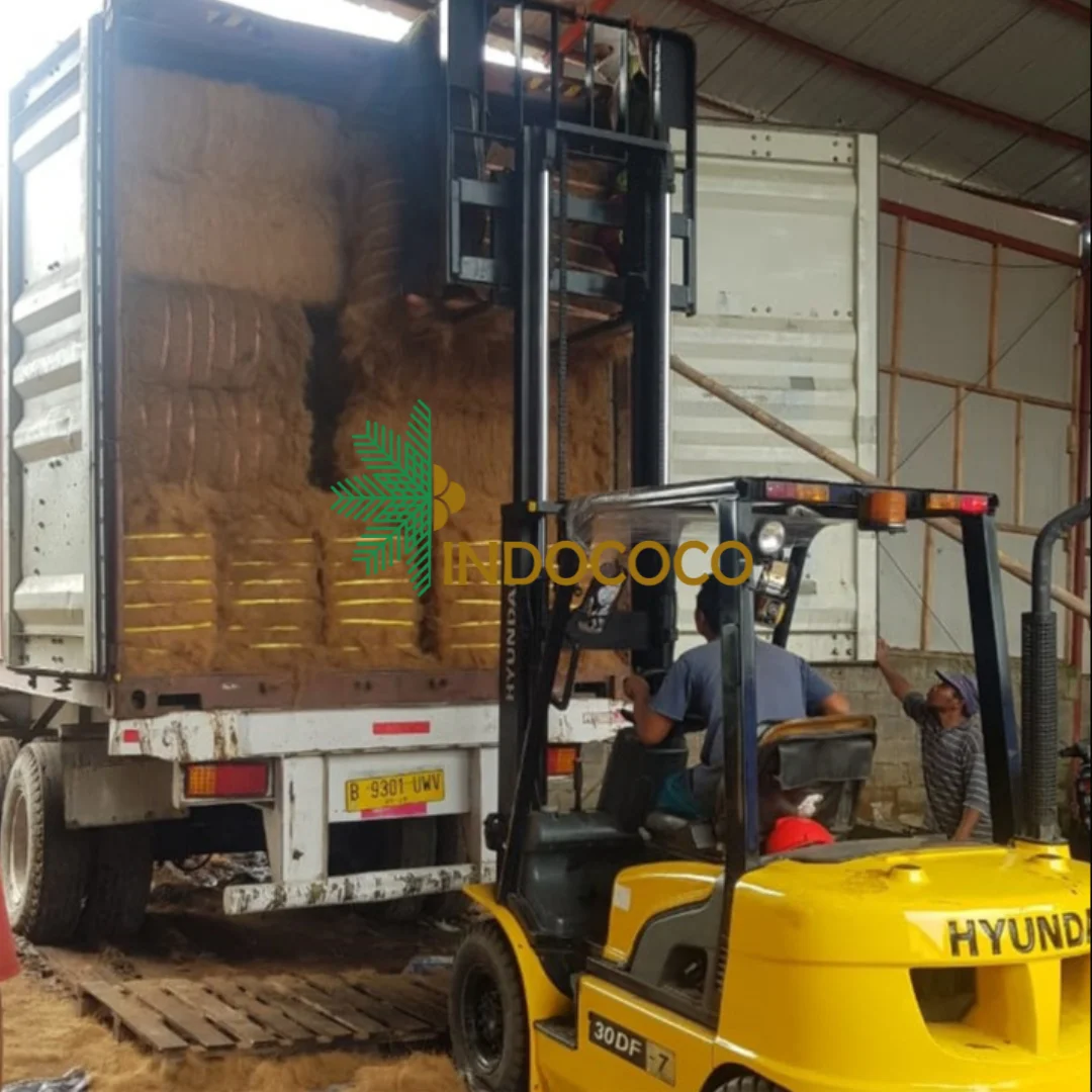 Coco Fiber Coconut Coco Fibre Cocofiber Indonesia Manufacturer and Supplier Export Quality Good For Garden