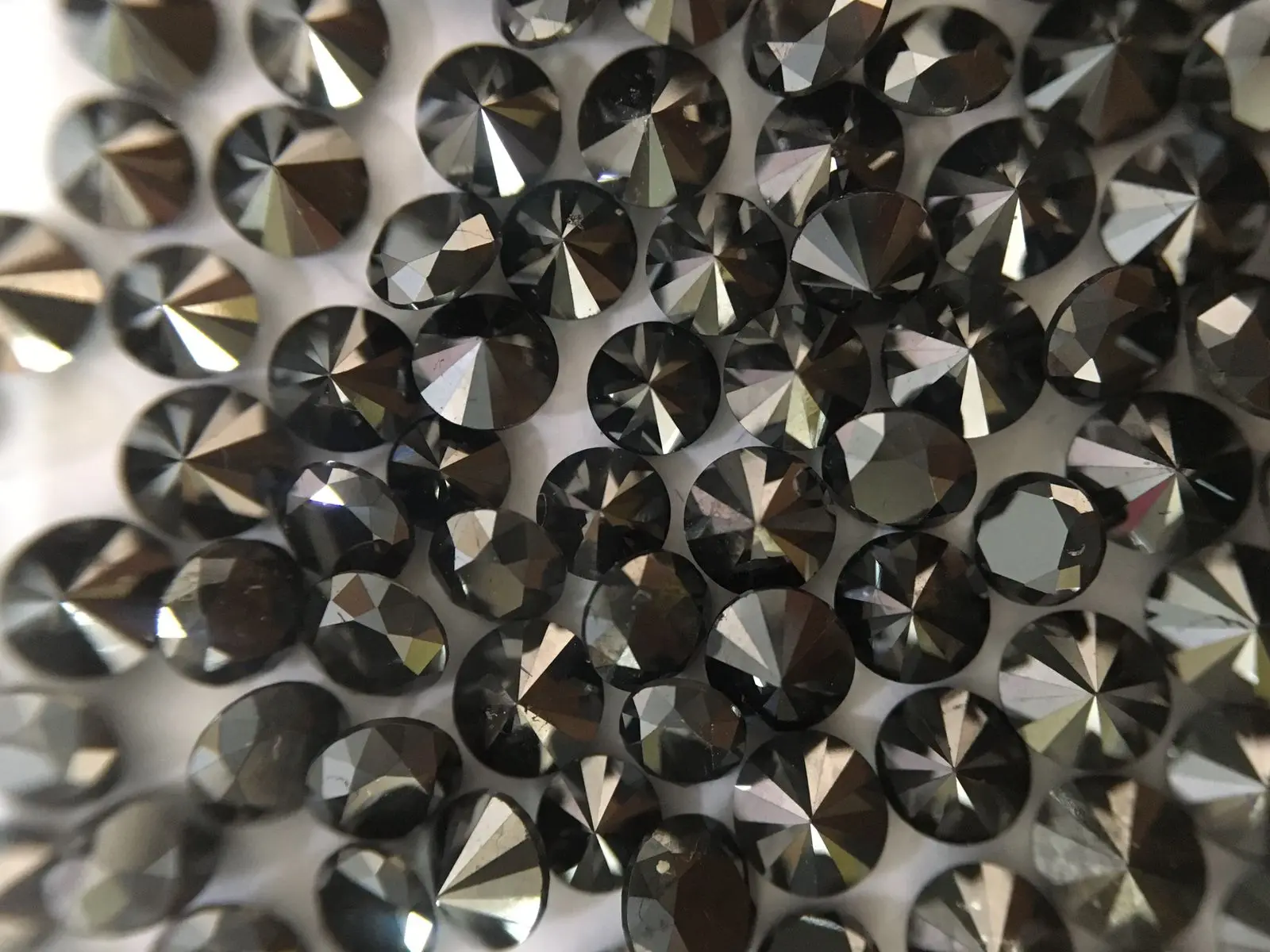 0.8mm - 12mm round and fancy brilliant cut black loose gemstone round shape diamond cut gemstones for jewelry