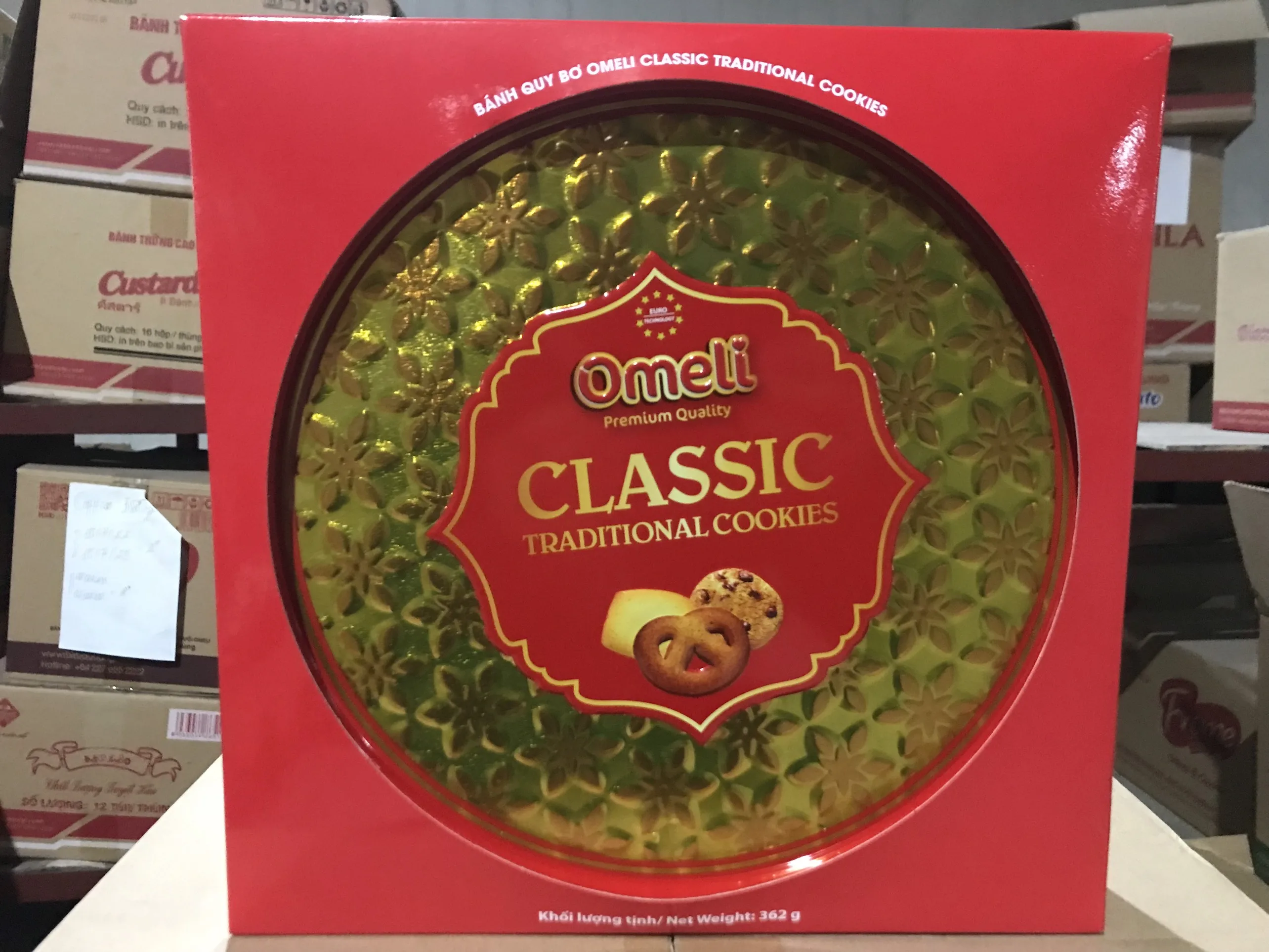 Assorted biscuit in tin box - Butter cookies High Quality Various Shapes Made in Vietnam - 12 month shelf-life