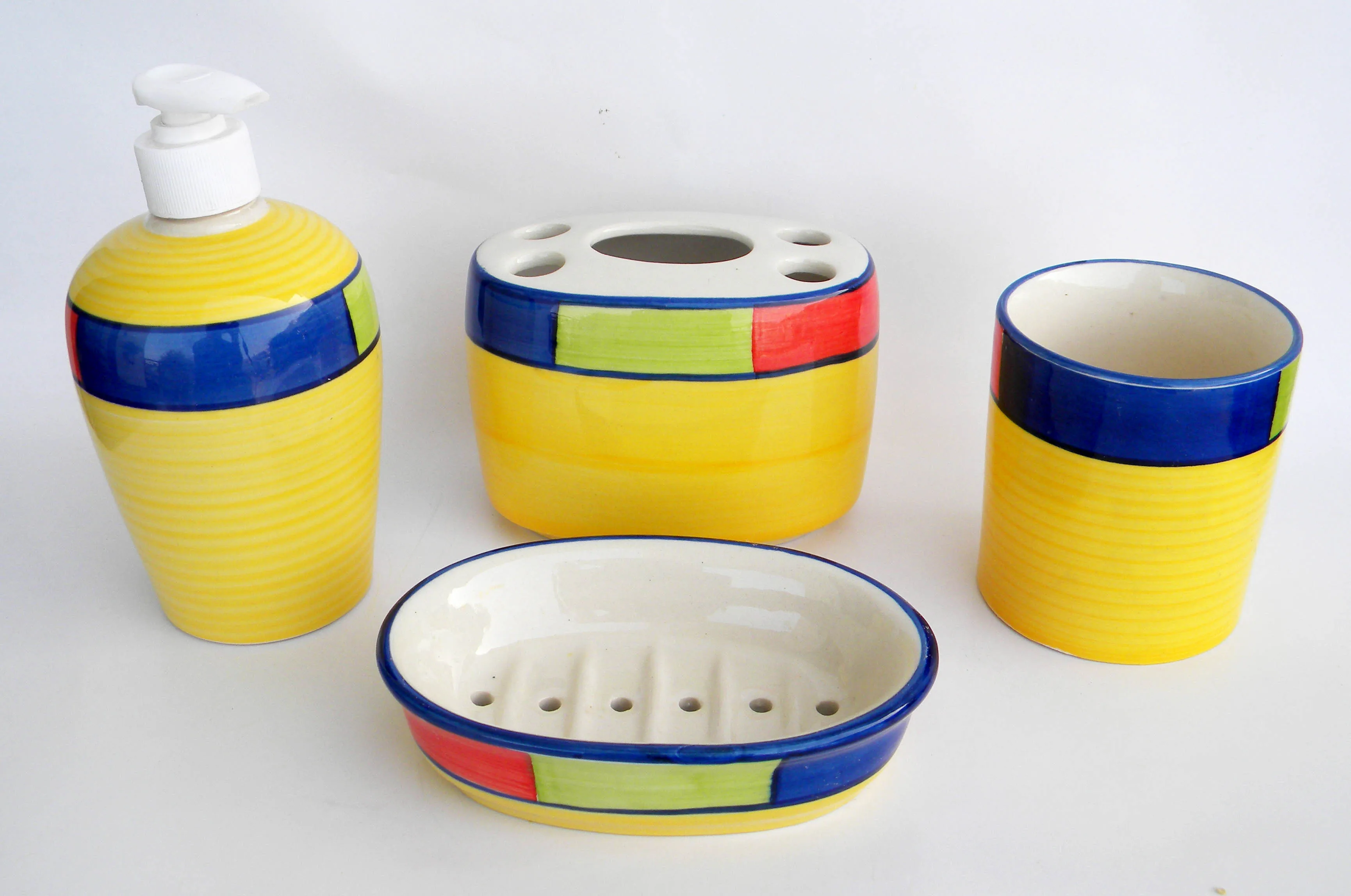 Ceramic Bathroom Sets Indian Made Colorful Bath Set Bath Accessories Decorative Household Yellow Color Soap Dish