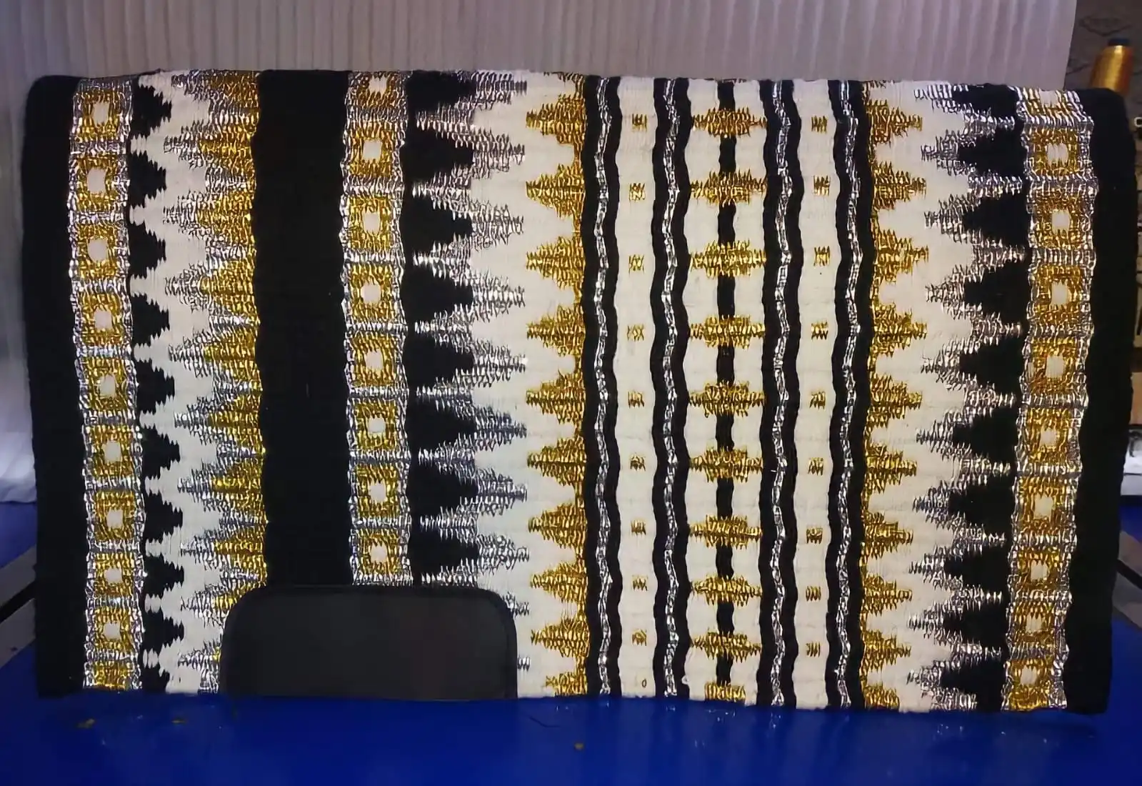 High Quality Equestrian Woolen Handloom Woven Western Show Pad Horse Riding Saddle Pads Western Jumping Dressage Pads Fabric