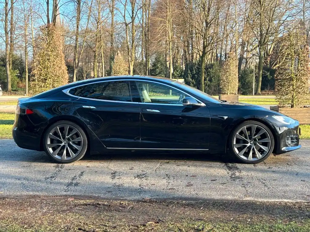 Бесплатная доставка Подержанные 2018 электромобили Tesla Model S Performance Long dange Dual Motor 4WD Электрический 102611 км
