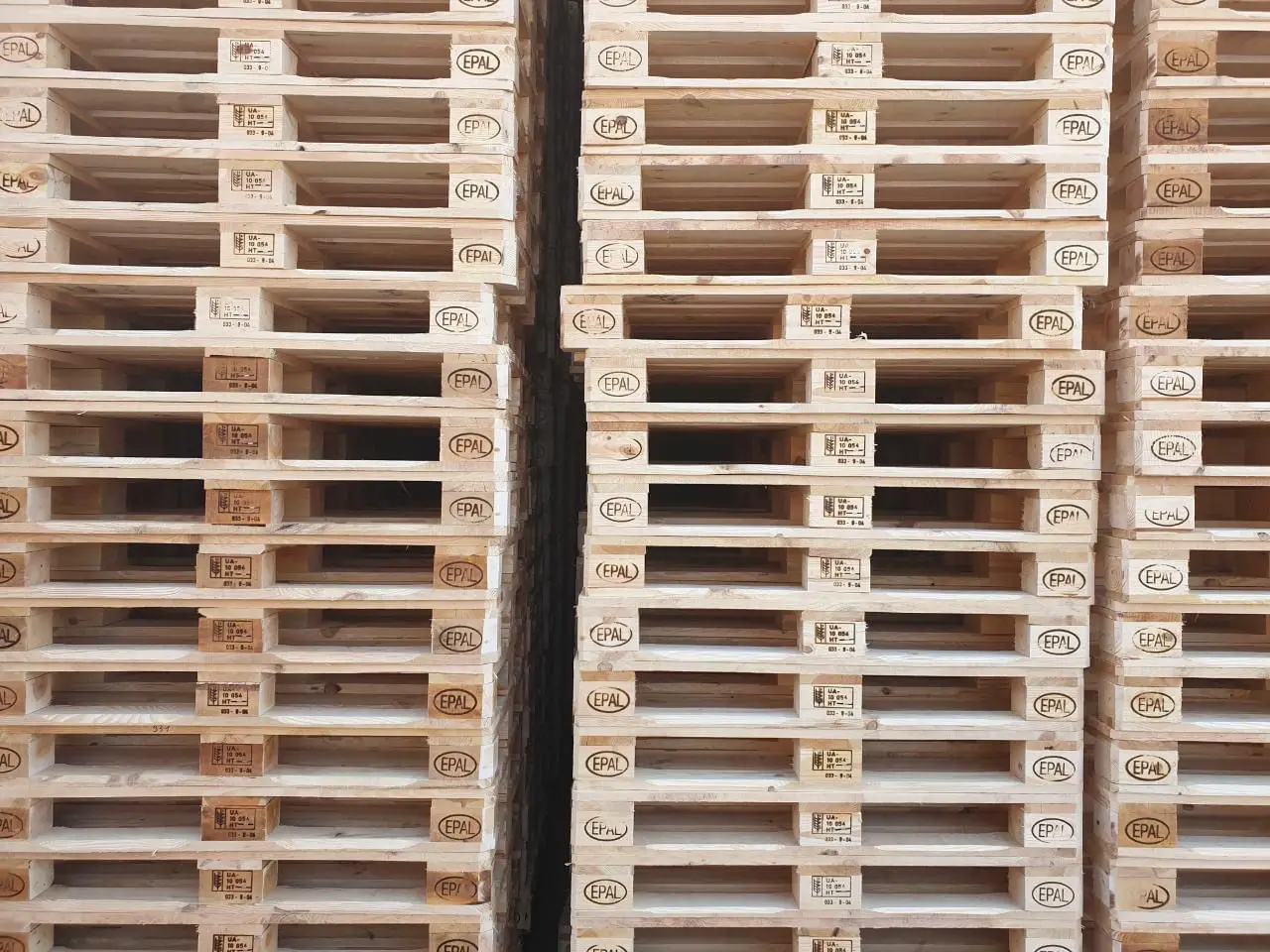 Cheap Epal Euro pallets, Used Euro Pallets for sale, Cheap Wooden Epal pallets for sale