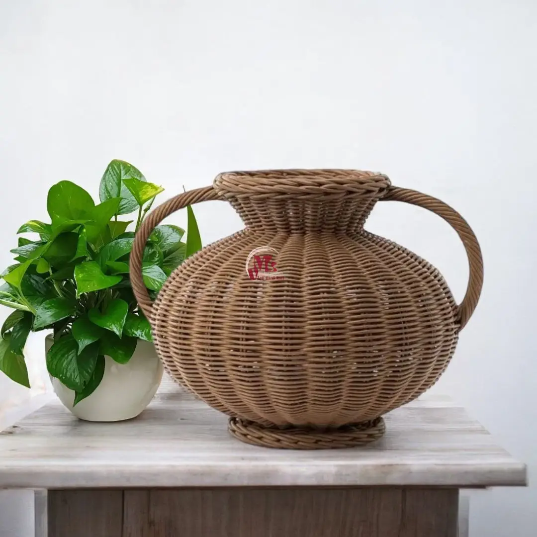 New design Brown Rattan vases Flower vase Table decor Decorative Wicker Rattan Vase in living room Made in Vietnam