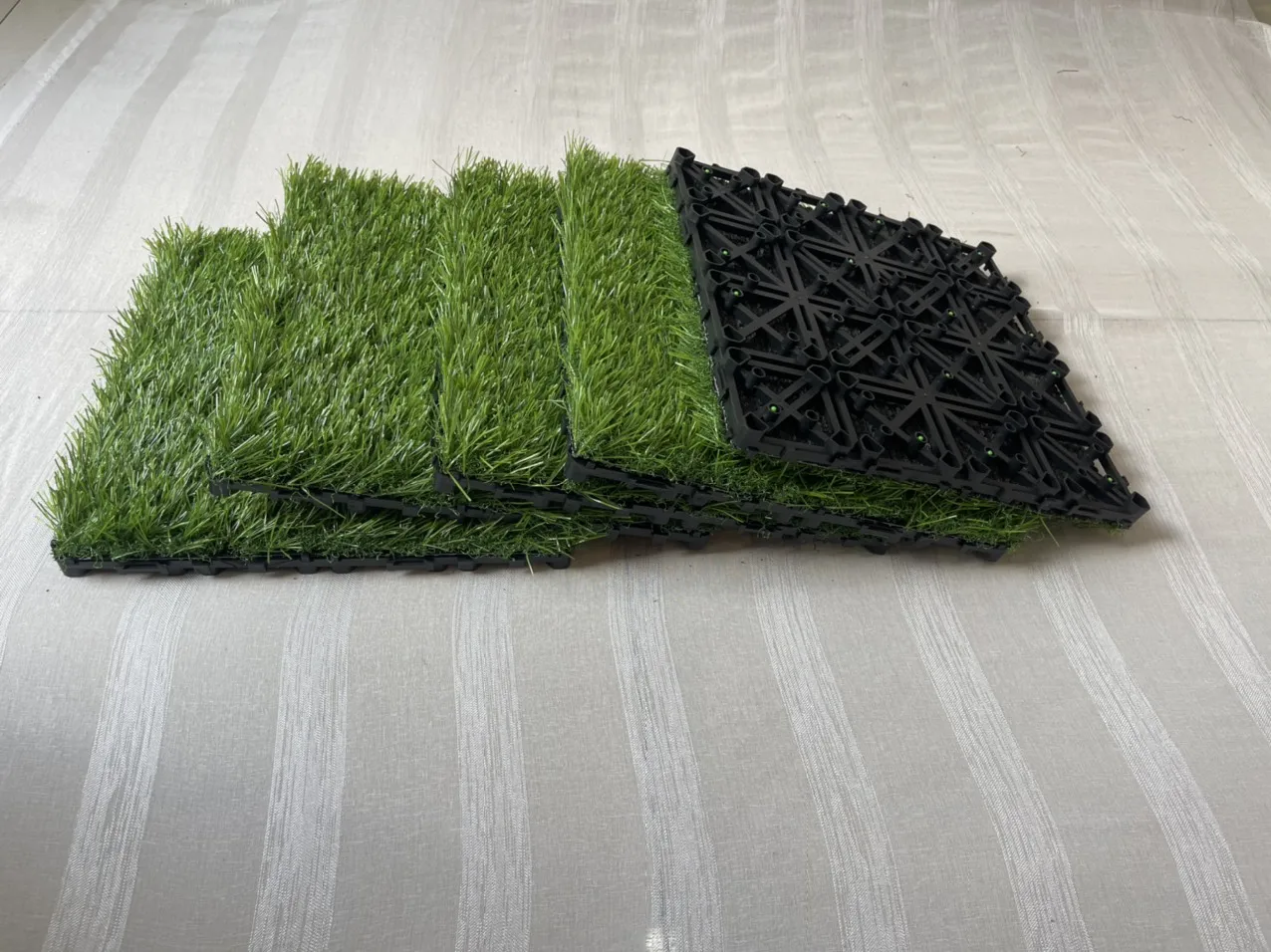 High quality GWV artificial grass tiles for balcony garden decoration garden landscape  tiles reasonable price