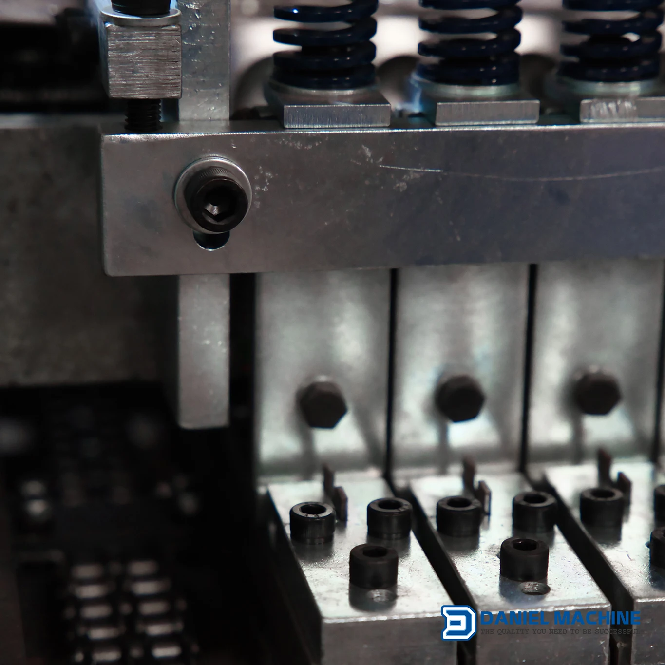 Brazil Tazania Cambodia Cashew Shelling Machine Cashew Nut sheller machine Cashew Nut Cracking Machine  Made in Viet Nam