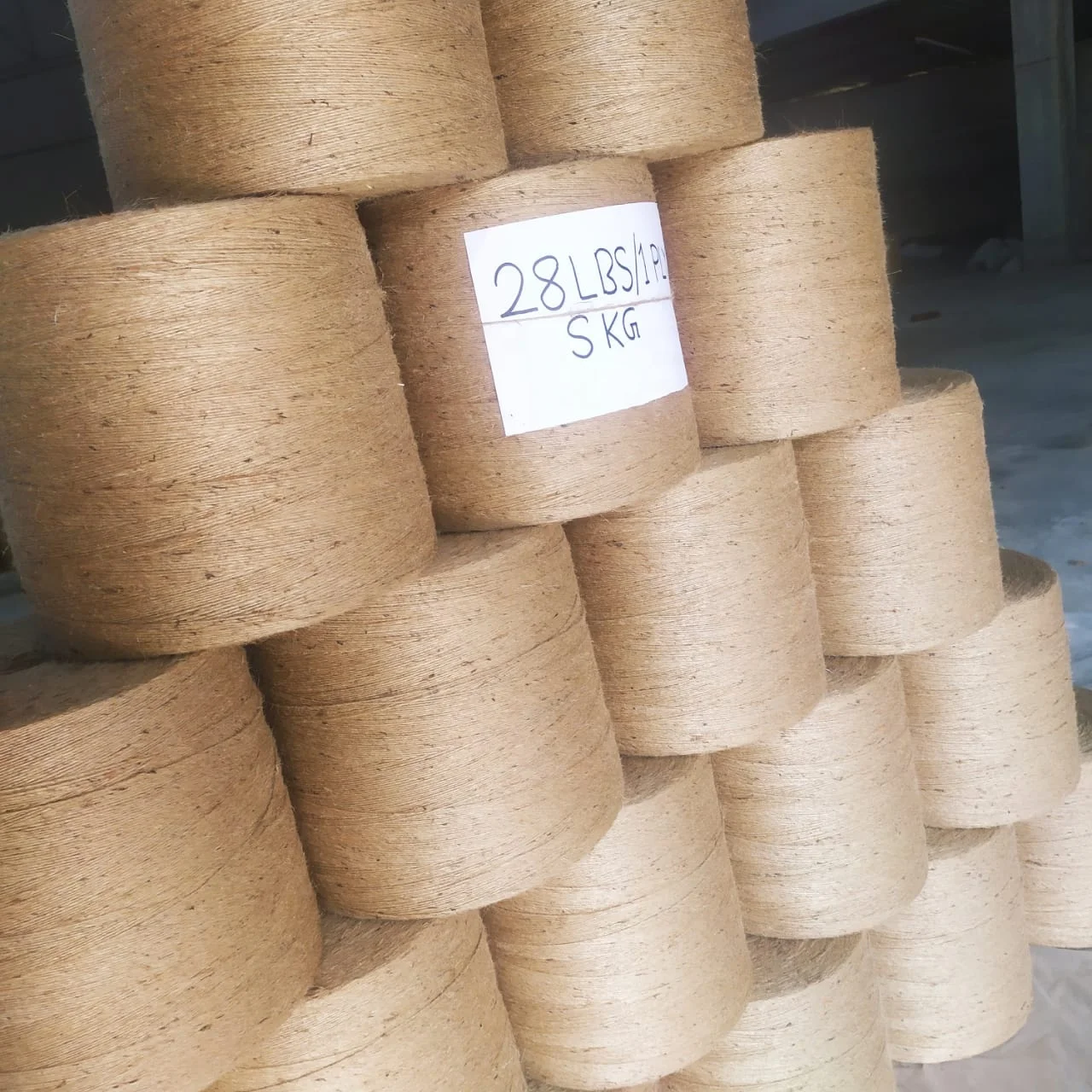 High Quality 28lbs/1ply Jute Yarn from Bangladesh Recycled Raw Material for Knitting Weaving Sewing and Hand Knitting