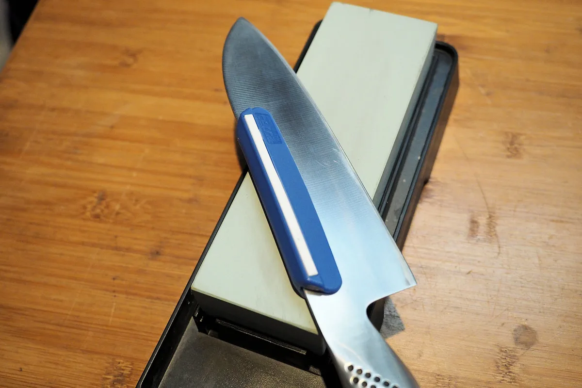 Knife Sharpening Angle Guide for whetstone Made in Japan Handy alumin ceramic grinding wheel touches for home use