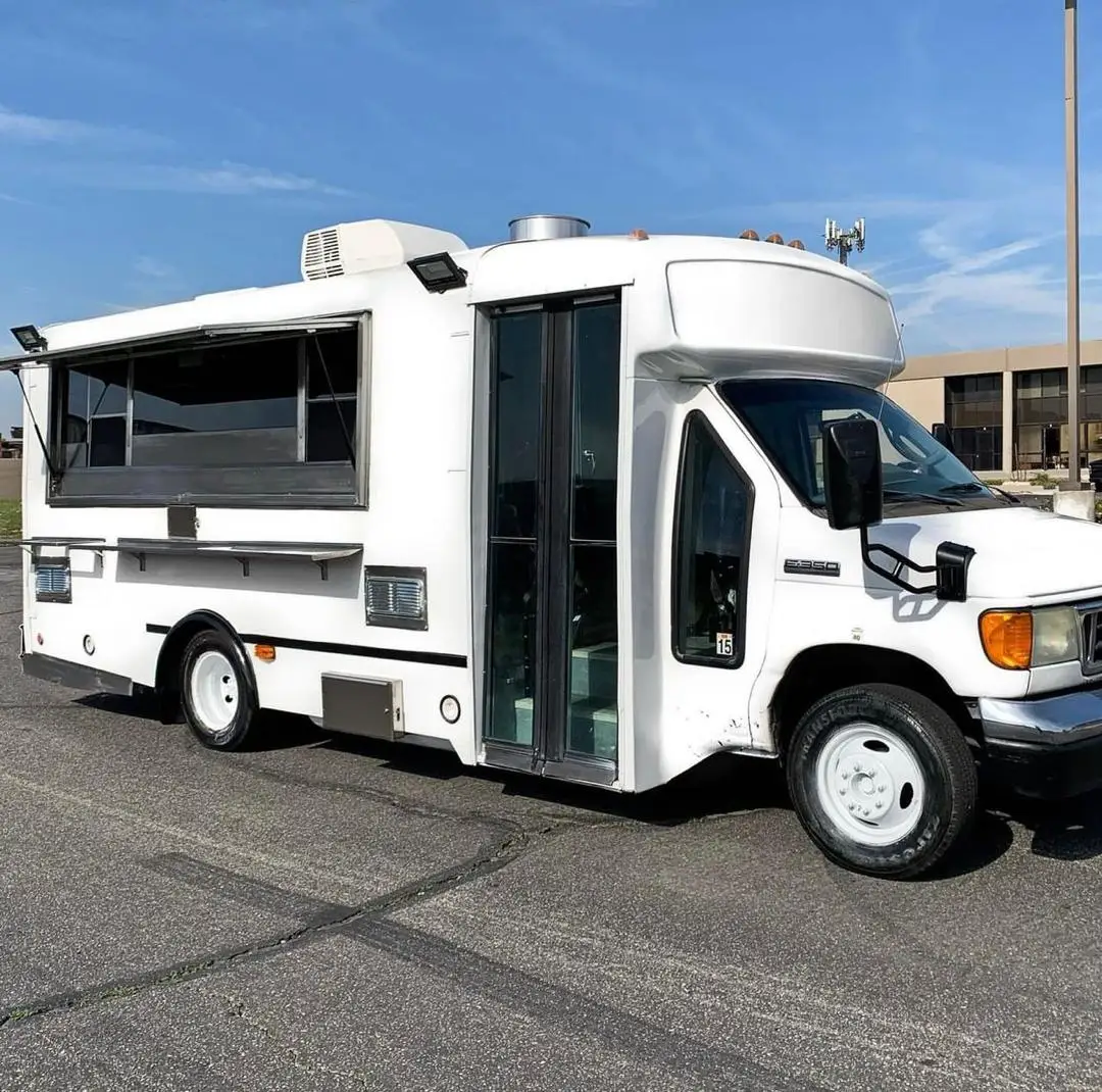 Buy Mobile fast Food truck for sale in USA Buy Fast Food Mobile Food Truck for sale fully equipped