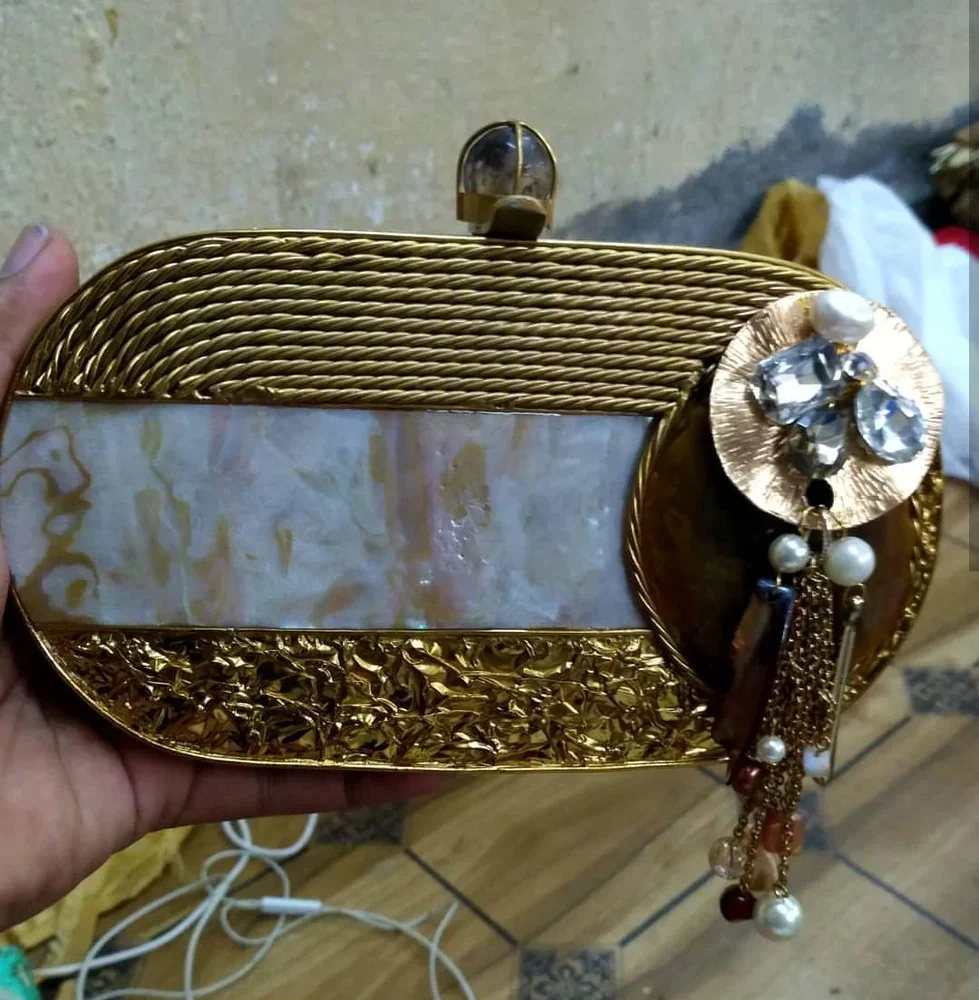 best vintage exclusive mother of pearl hand clutch bag for women and girls best evening hand purse from AALIYAN IMPEX