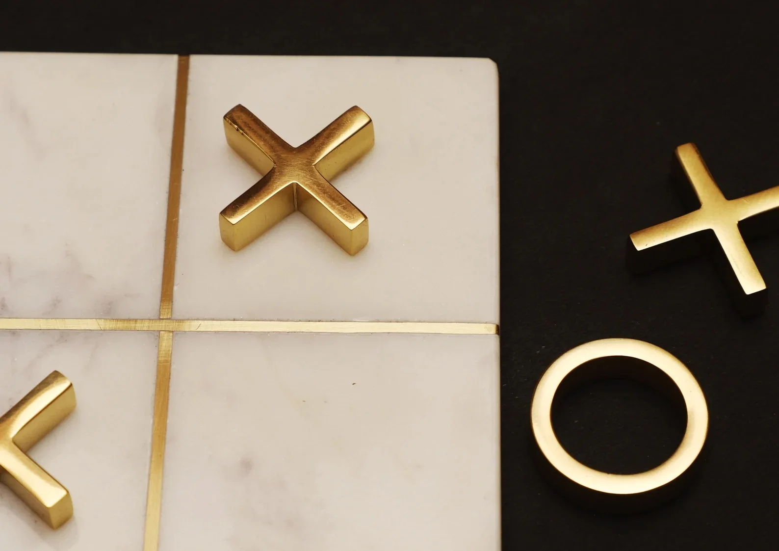 New Arrival 2025 Wholesale rate Amazing White Marble Tic-Tac-Toe Game by ZAM ZAM IMPEX