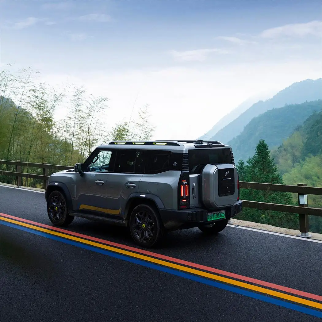 2024 Chery Jetour T2 Automatic Hybrid SUV Shanghai Traveller 5-Seater New Energy Vehicle Off-Road Capabilities Electric Jetour