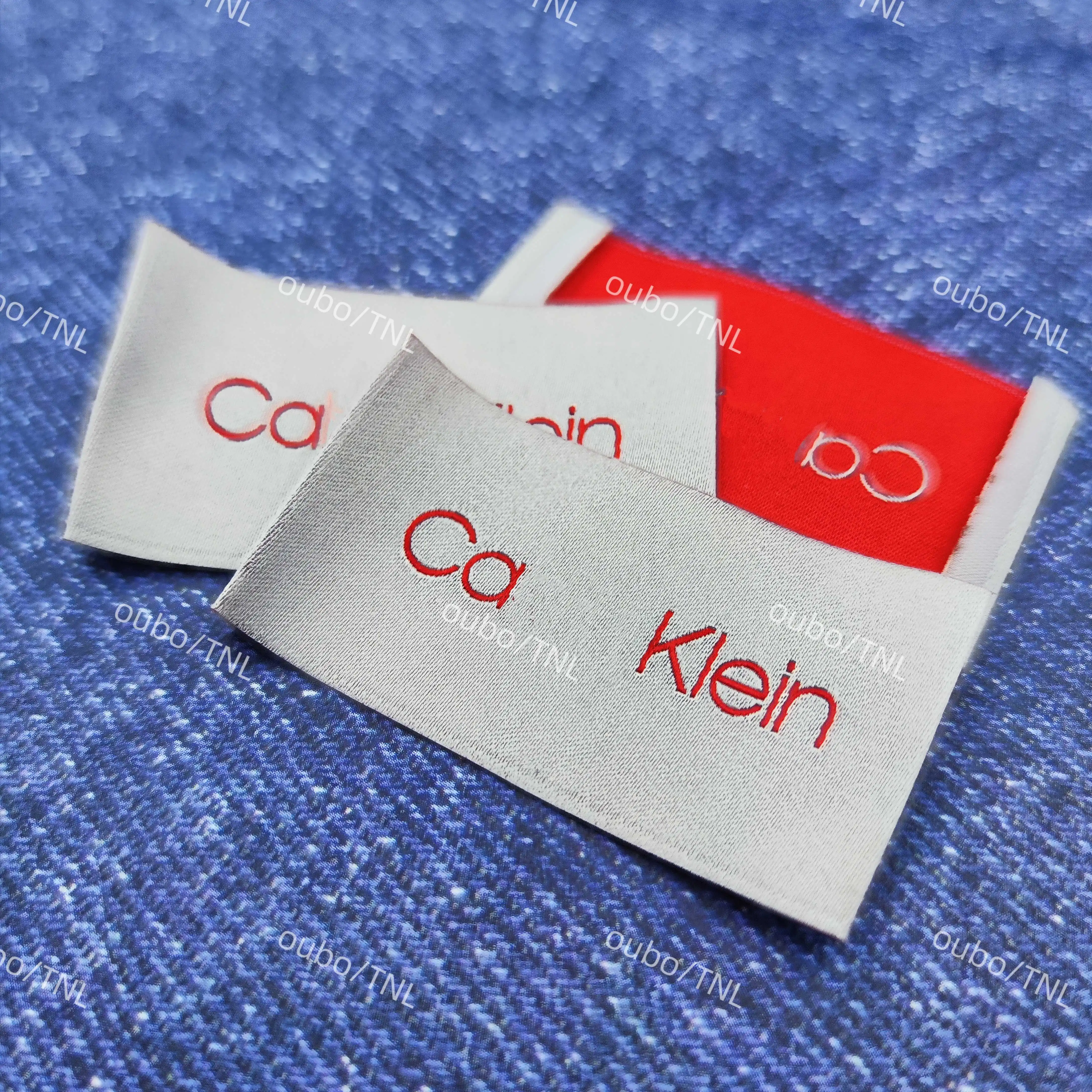 Customized Labels Machine woven clothing labels Fashion woven clothing satin labels Fabric logo can be used as a clothing tag