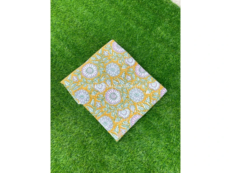 Wholesale Floral Print Fabric Handmade Textile Fabric Indian 100% Cotton Fabric By Yard Material Summer Dress Maxi Skirt Robe