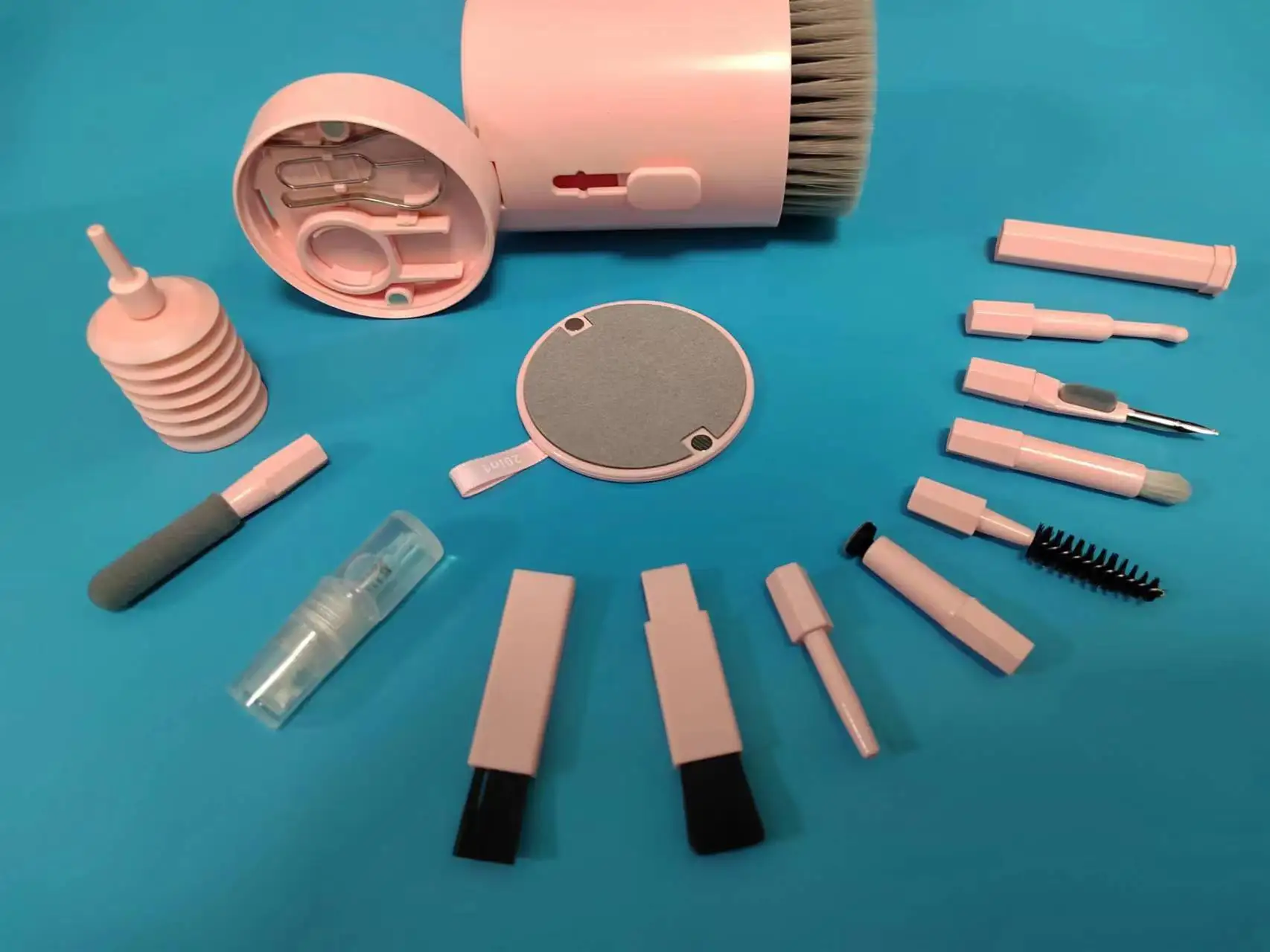 2024 new arrived Bluetooth earphones computer keyboard cleaning kit  cleaning pen cleaning brush kit