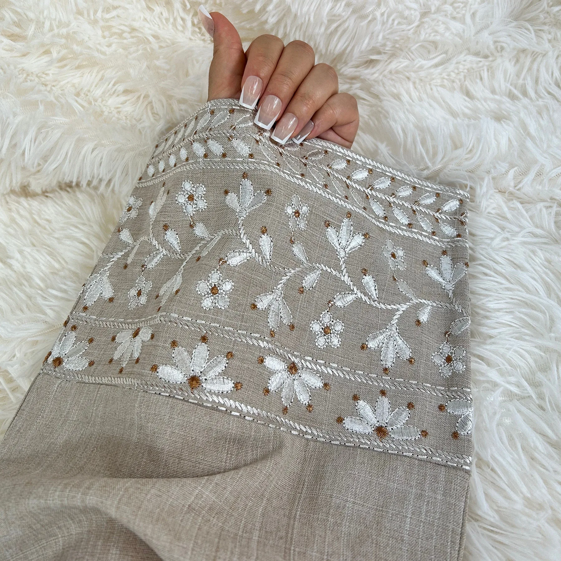 Wholesale Muslim Dress Middle East Turkey Dubai Embroidered Elegant Ramadan Linen Manufacturers Abaya Turkish Islamic Clothing