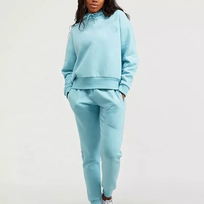 2022 Spring Wholesale velour Thickened Cropped Hooded Women 2 Piece Sweat suit Set Tracksuit Custom velvet sweat suit for ladies