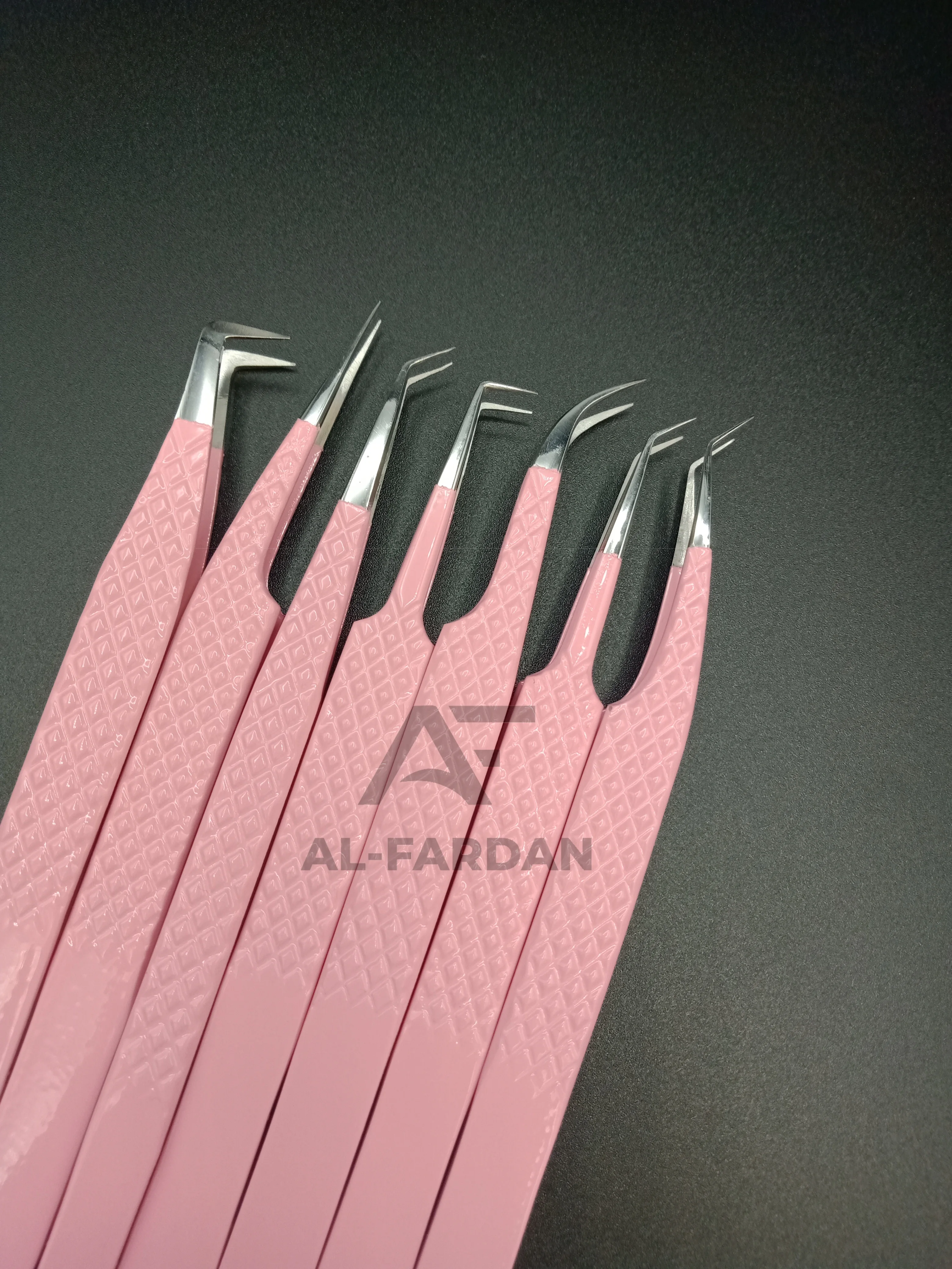 Пинцет для ресниц