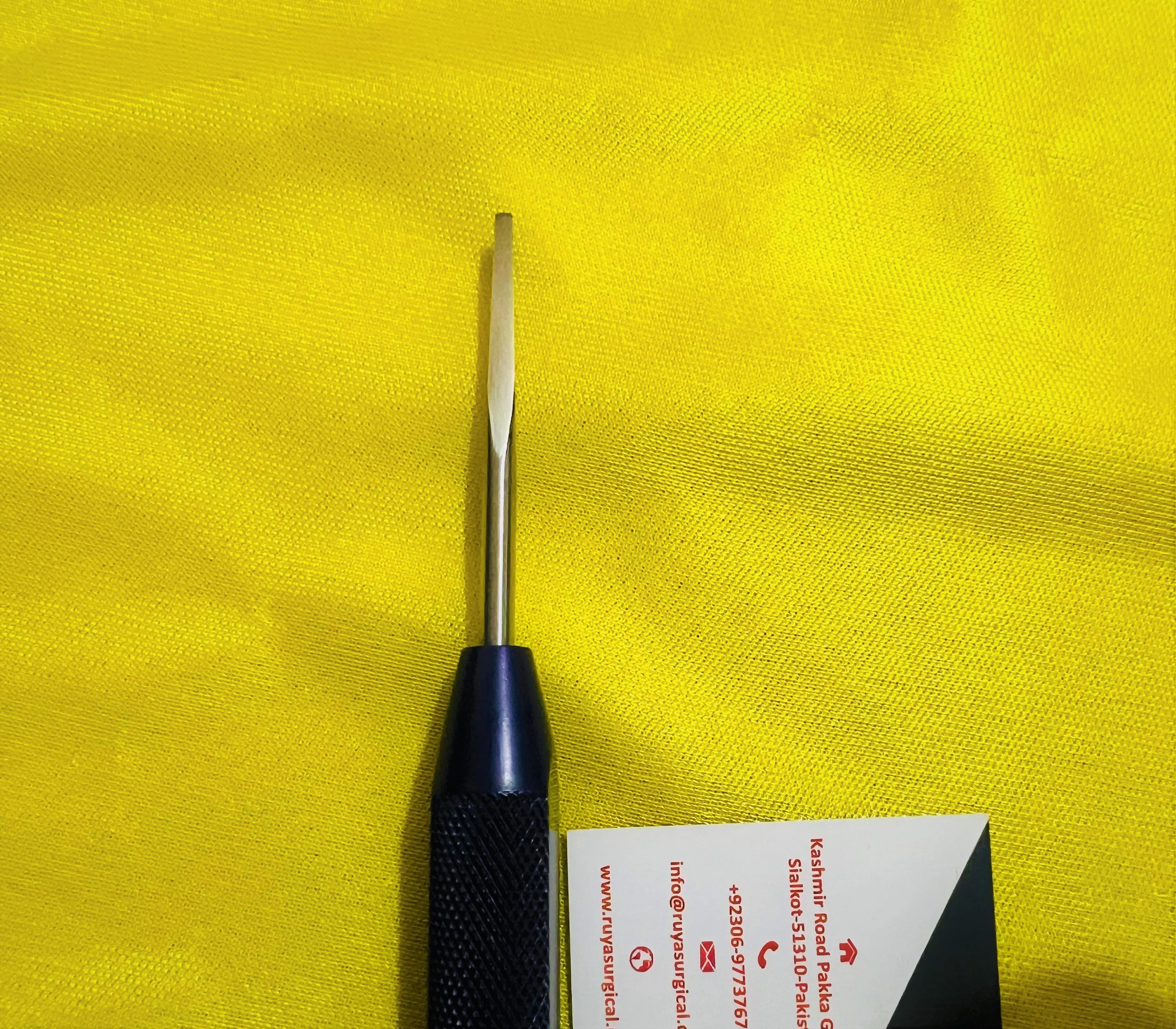 Medical Surgical Stainless Steel Rhinoplasty Nose ENT Gubisch Rees Nasal Osteotome 18.5 cm 3mm Aluminium Handle CE ISO
