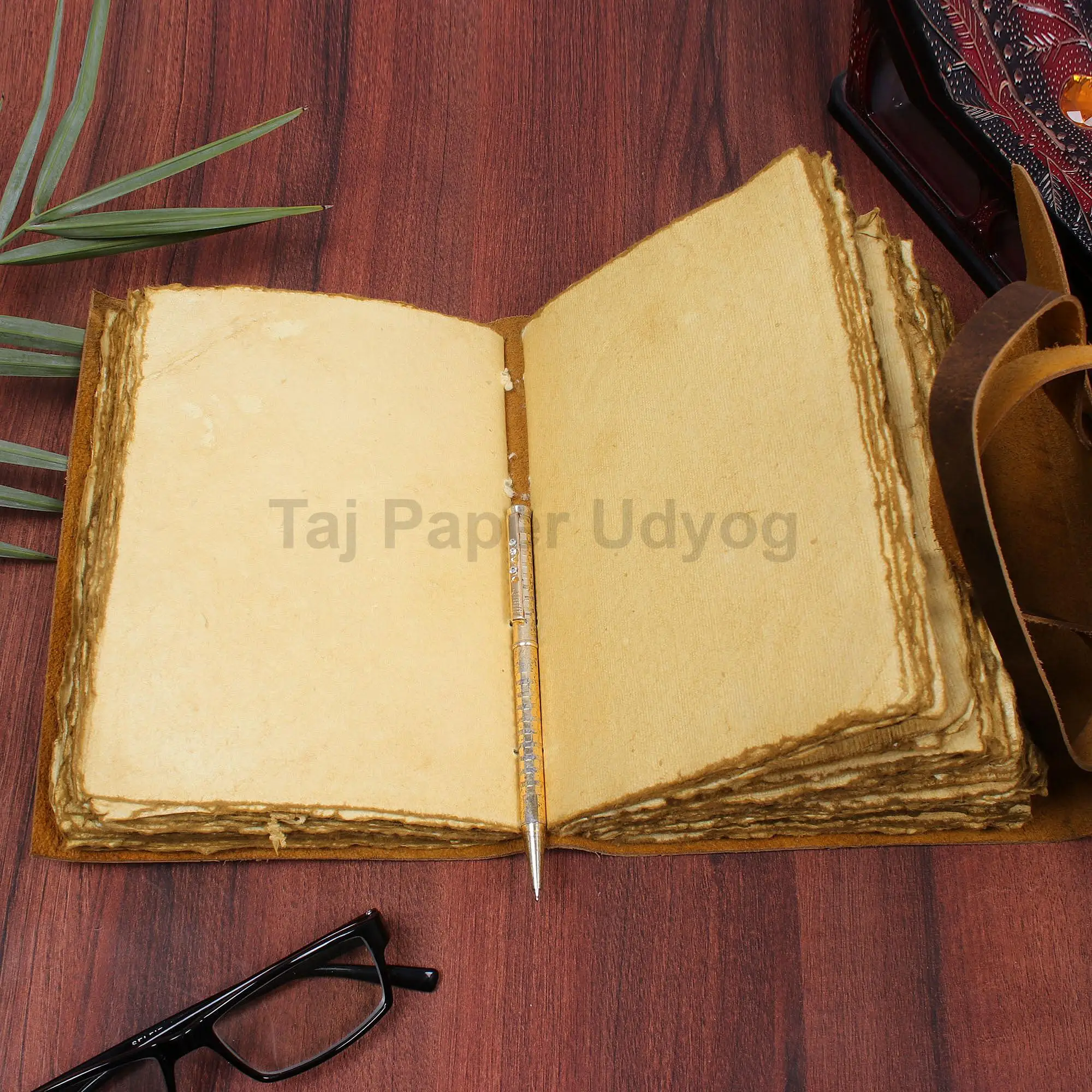 Antique Deckle Edge Paper with Hard Cover Travel Writing Journal Notebook with 120 Inner Page HandMade Bound Brown Leather Diary