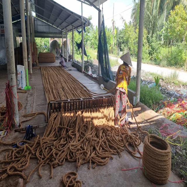 2024 Strong and Durable Product Coconut Fiber Suitable For Outdoor Garden And Farming With 200m Length Thick 0.6 - 1 In VietNam